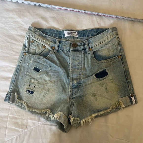 One Teaspoon Outlaws Blue Distressed Jean Shorts, dirty look intentional NWOT - Picture 1 of 5